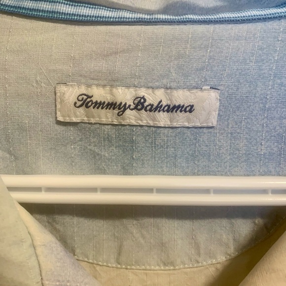 Tommy Bahama “Hawaii” Beach Scene Shirt - Size M - Picture 8 of 9